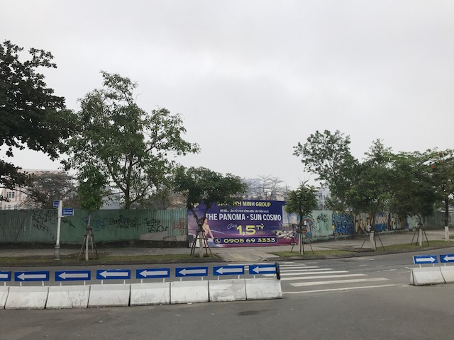Khu đất "kim cương" với 4 mặt tiền phía Đông cầu sông Hàn, có diện tích gần 10.000m2 chưa đưa vào sử dụng trong nhiều năm qua. Ảnh minh họa
