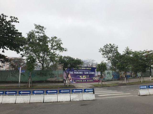 Khu đất "kim cương" với 4 mặt tiền phía Đông cầu sông Hàn, có diện tích gần 10.000m2 chưa đưa vào sử dụng trong nhiều năm qua. Ảnh minh họa