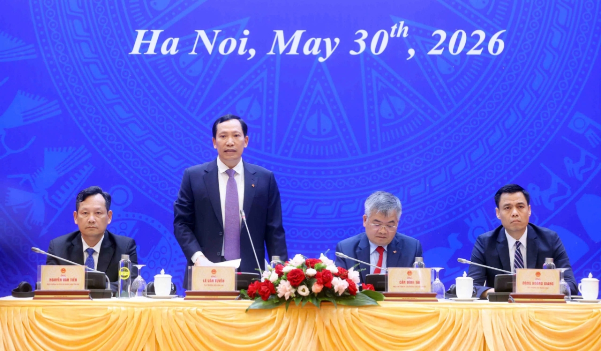Thượng tướng Lê Văn Tuyến, Thứ trưởng Bộ Công an trả lời báo chí. Ảnh: CTV.