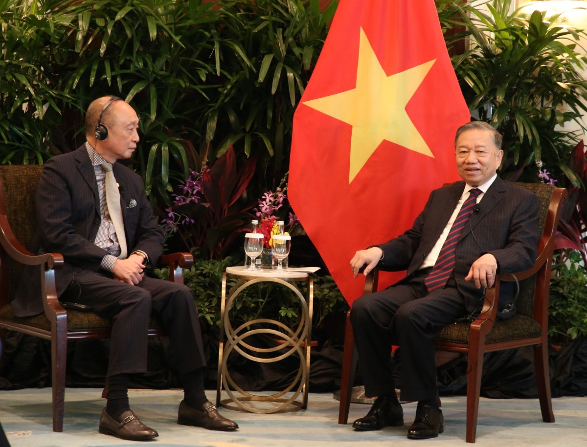 Tổng Bí thư, Chủ tịch nước Tô Lâm tiếp lãnh đạo Ngân hàng UOB. Ảnh: TTXVN