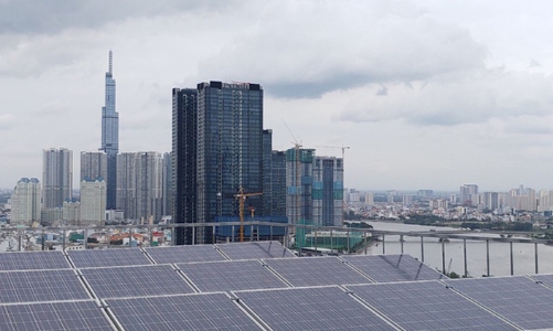 TP.Hồ Chí Minh tăng cường thực thi tiết kiệm điện, phát triển điện mặt trời mái nhà
