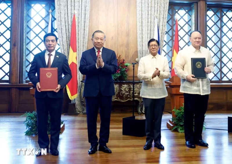 Vietnam, Philippines upgrade ties to enhanced strategic partnership