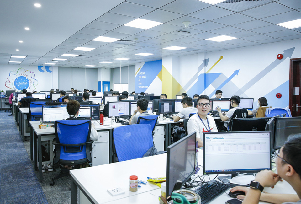 Theo Quyết định số 840, Việt Nam đặt mục tiêu đạt 100.000 doanh nghiệp công nghệ số vào năm 2030 - Ảnh minh hoạ.