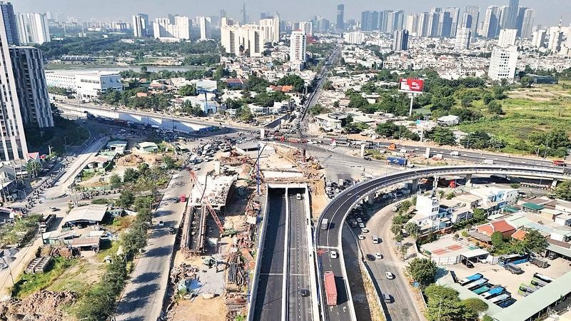 TP.Hồ Chí Minh khó đạt mục tiêu giải ngân 100% vốn bồi thường năm 2026 1 Dự án nút giao An Phú (Quận 2 cũ) có tổng mức đầu tư hơn 3.400 tỷ đồng đã nhiều lần