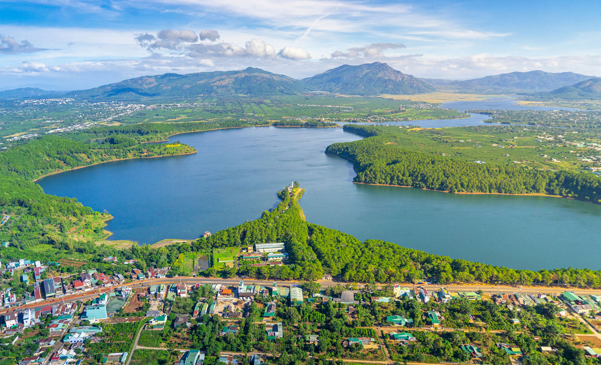 Phần lớn du khách khi lựa chọn Gia Lai làm điểm đến nghỉ dưỡng đều mong muốn trải nghiệm từ đại ngàn đến biển xanh.