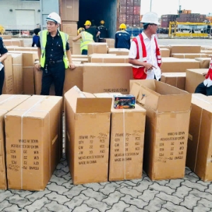 Gần 12 nghìn sản phẩm tiêu dùng vừa bị thu giữ tại cảng biển, cửa khẩu.