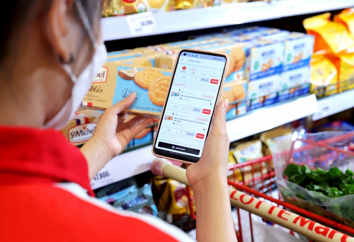Đi chợ online tiện lợi và cũng đảm bảo an toàn thực phẩm hơn.