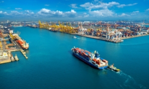 Doanh nghiệp cần vượt ra khỏi các phương thức quản trị rủi ro truyền thống và chuẩn bị cụ thể cho các hình thức gian lận được hỗ trợ bởi công nghệ số. (Hình: Magnific)
