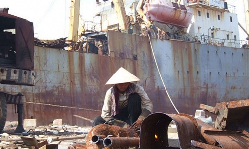 Đề xuất cấm nhập khẩu tàu biển đã qua sử dụng vào Việt Nam phá dỡ, tái chế
