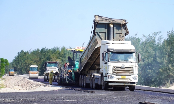 Quảng Trị: Hơn 3.300 tỷ đồng được giải ngân cho các dự án giao thông trọng điểm
