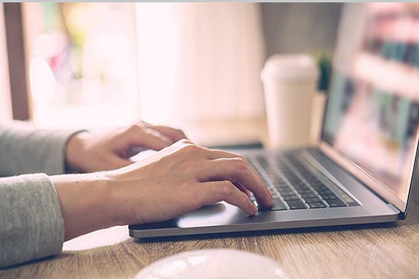 Các khóa học theo dạng mô-đun, giúp người lao động học và cập nhật nhanh các kỹ năng cần thiết mà không cần tham gia chương trình dài hạn, tiết kiệm thời gian và chi phí. Ảnh minh họa
