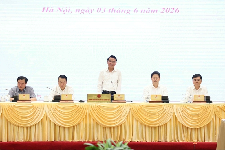 Bộ trưởng, Chủ nhiệm Văn phòng Chính phủ Đặng Xuân Phong, Người phát ngôn của Chính phủ, chủ trì họp báo thường kỳ tháng 5/2026 - Ảnh: VGP/QP