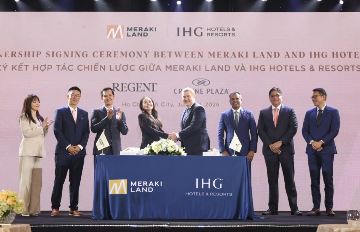 Đại diện lãnh đạo tại Lễ ký kết hợp tác giữa Meraki Land và IHG Hotels & Resorts. Ảnh: Meraki Land.