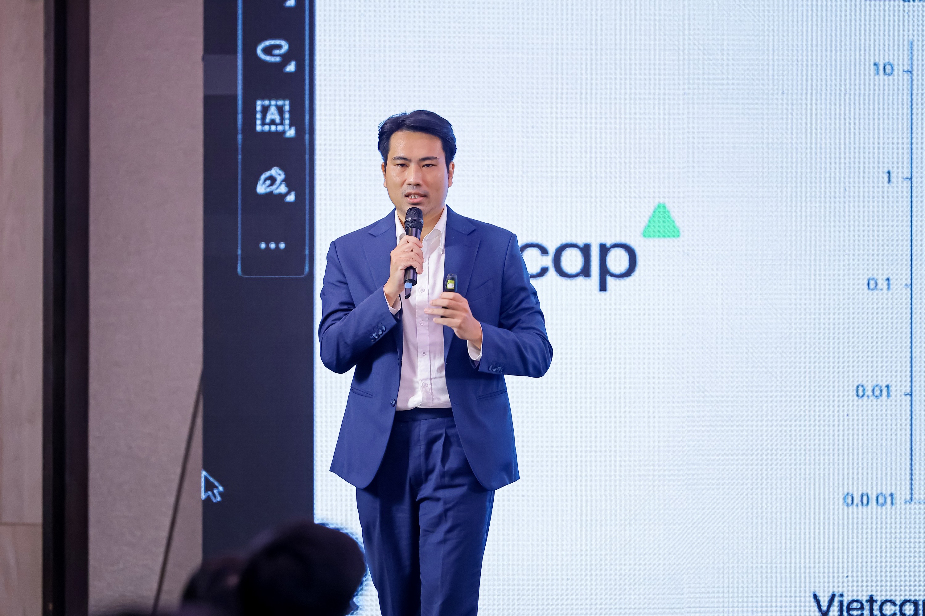 Ông Hoàng Nam, Giám đốc bộ phận Nghiên cứu và Phân tích của Vietcap chia sẻ về động lực tăng trưởng dài hạn của DMX. Ảnh: DMX.