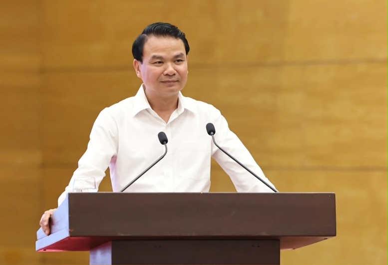 Bộ trưởng, Chủ nhiệm Văn phòng Chính phủ Đặng Xuân Phong, Người phát ngôn của Chính phủ, chủ trì họp báo thường kỳ Chính phủ tháng 5. Ảnh: VGP