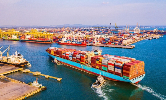 Vietnam’s trade turnover hits $445bln in 5M