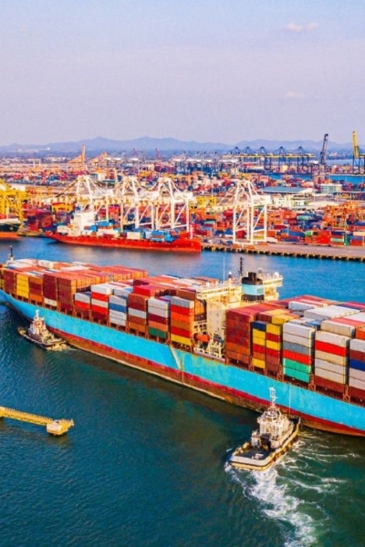 Vietnam’s trade turnover hits $445bln in 5M