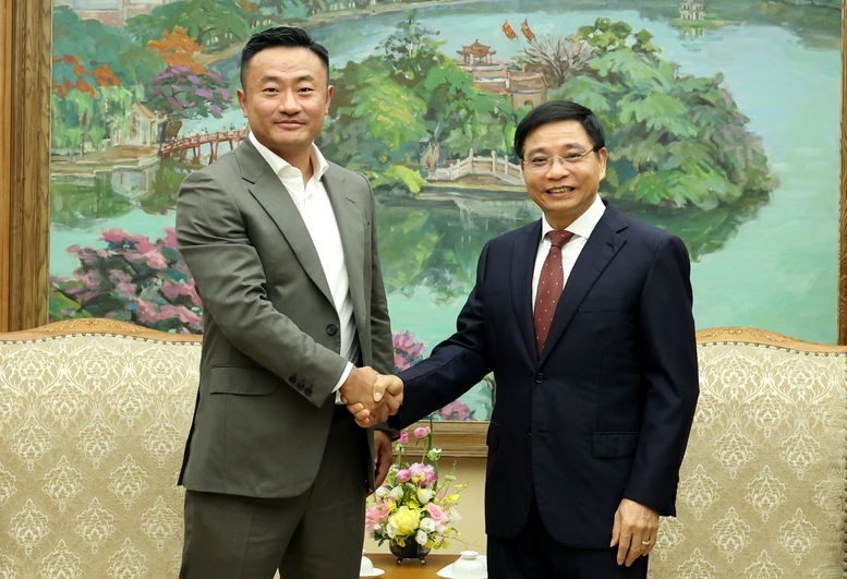 Phó Thủ tướng Nguyễn Văn Thắng tiếp ông Ben Zhou, CEO Bybit - Ảnh: VGP. 