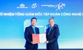 Chủ tịch CMC trao quyết định bổ nhiệm Tổng giám đốc Tập đoàn cho ông Đặng Tùng Sơn