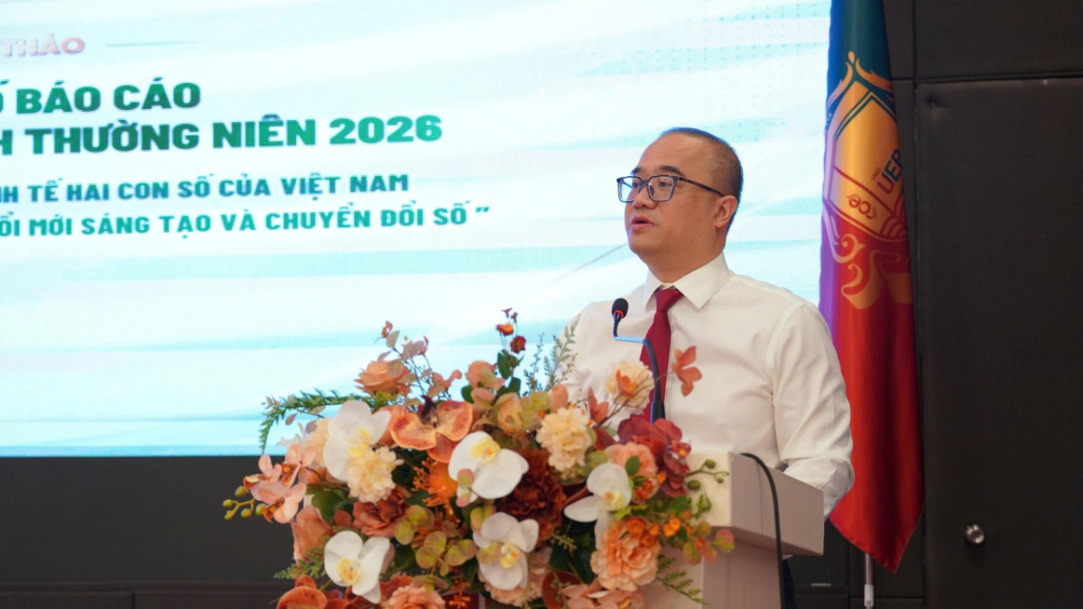 PGS.TS. Nguyễn Trúc Lê, Hiệu trưởng Trường Đại học Kinh tế (UEB) -&nbsp; Đại học Quốc gia Hà Nội (VNU) nhấn mạnh tầm quan trọng của phát triển khoa học, công nghệ và đổi mới sáng tạo  trong phát triển kinh tế quốc gia.