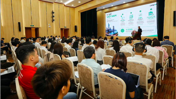 Nhà đầu tư tài sản số vẫn được giữ ví cá nhân nhưng phải giao dịch qua sàn cấp phép