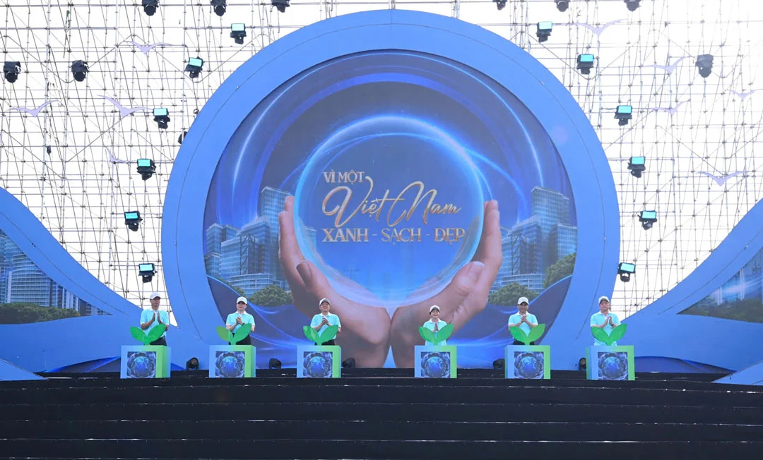 Phát động phong trào “Toàn dân chung tay bảo vệ môi trường, vì một Việt Nam xanh - sạch - đẹp”