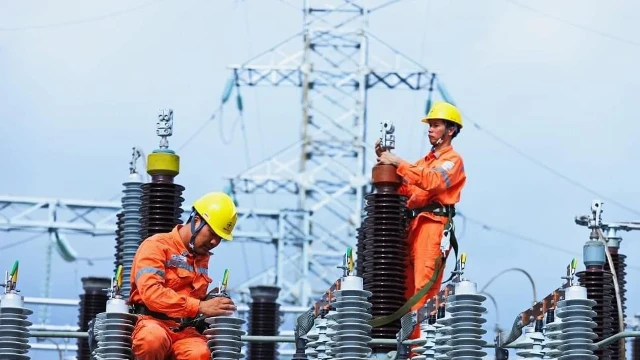 EVN lên tiếng về lãi 51.881 tỷ và 152.000 tỷ gửi ngân hàng