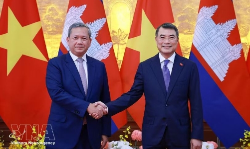 Vietnamese, Cambodian PMs advance practical, results-oriented partnership during talks