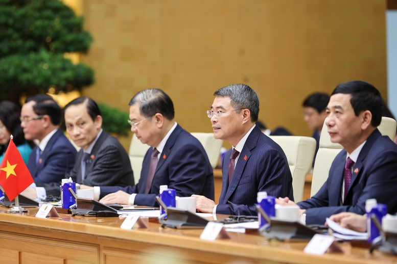 Thủ tướng Chính phủ Lê Minh Hưng đề nghị Thái Lan tiếp tục tạo điều kiện thuận lợi cho cộng đồng người Việt Nam sinh sống, học tập và làm việc ổn định tại Thái Lan. - Ảnh: VGP