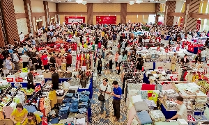 Đa dạng nguồn hàng, tăng khuyến mại để kích thích tiêu dùng