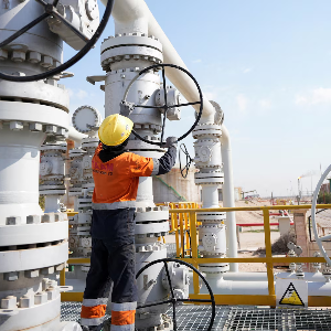 Một cơ sở dầu mỏ của Iraq - Ảnh: Reuters.