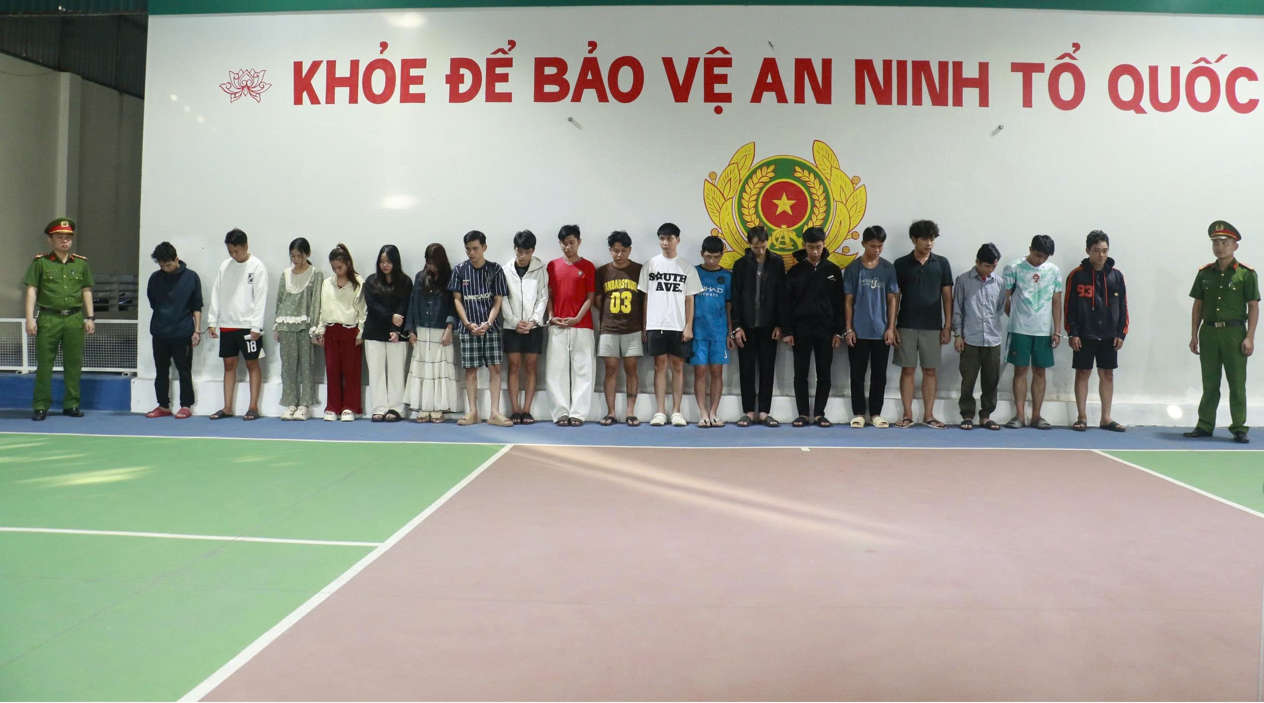  Các đối tượng bị bắt giữ. Ảnh: Công an Nghệ An