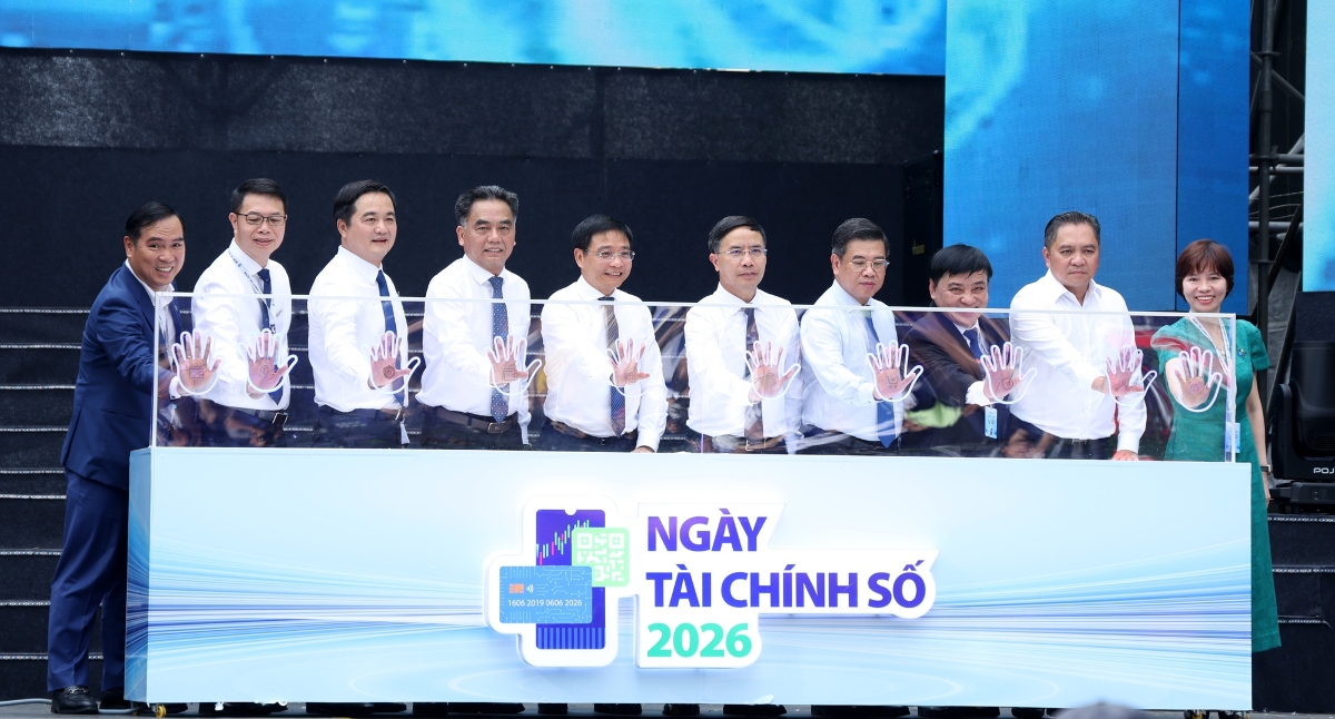 Phó Thủ tướng Nguyễn Văn Thắng và các đại biểu thực hiện nghi thức khai mạc Lễ hội Tài chính số 2026 - Ảnh: VGP/Đức Tuân