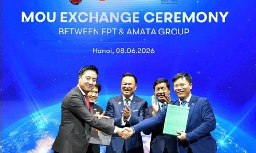 Lễ ký kết biên bản ghi nhớ hợp tác chiến lược giữa Tập đoàn Amata và Tập đoàn FPT.