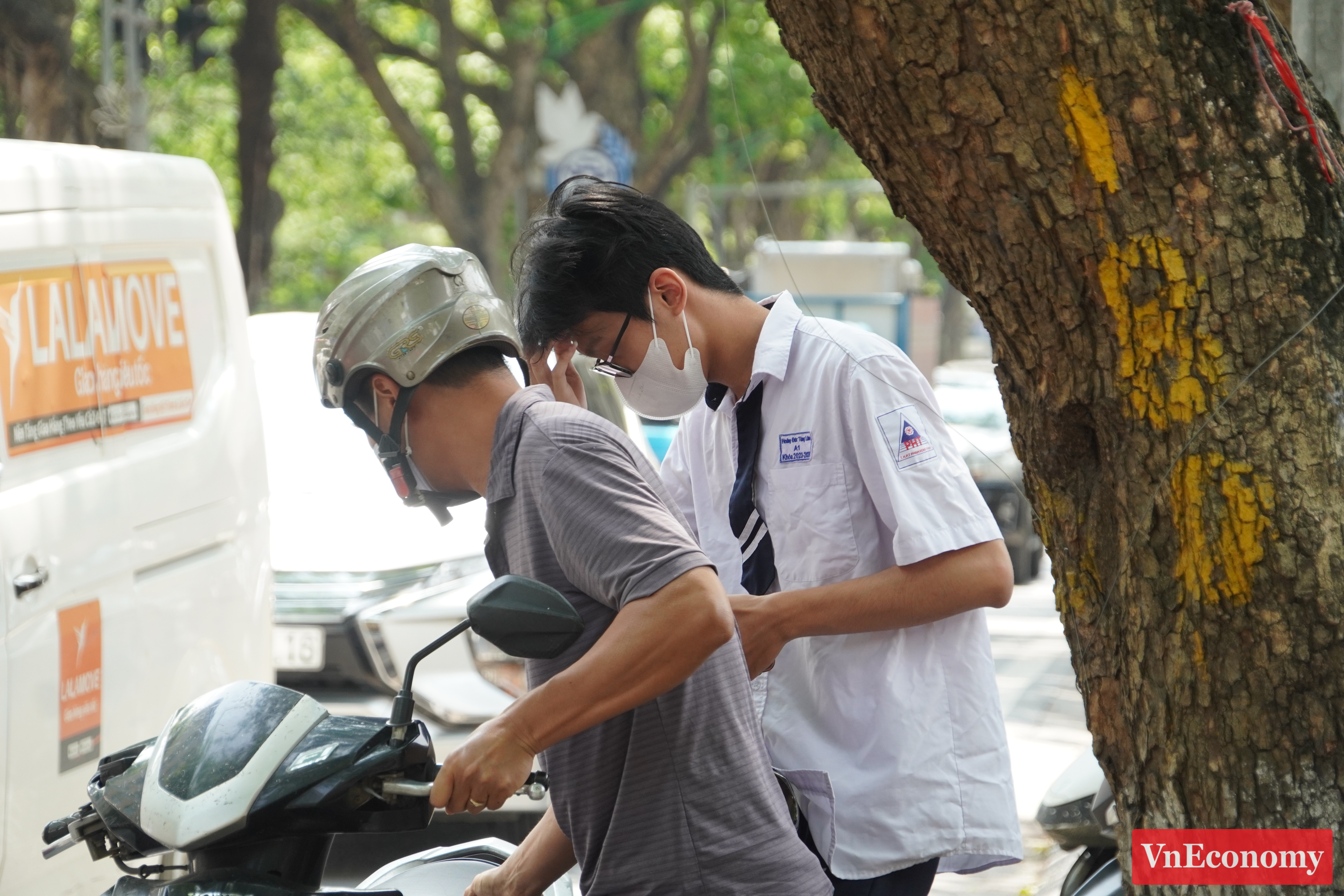 [Phóng sự ảnh] 222 điểm thi Hà Nội bước vào kỳ thi tốt nghiệp THPT 2026 - Ảnh 3