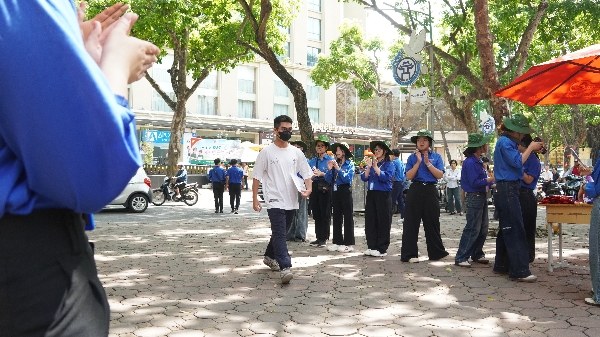 [Phóng sự ảnh] 222 điểm thi Hà Nội bước vào kỳ thi tốt nghiệp THPT 2026