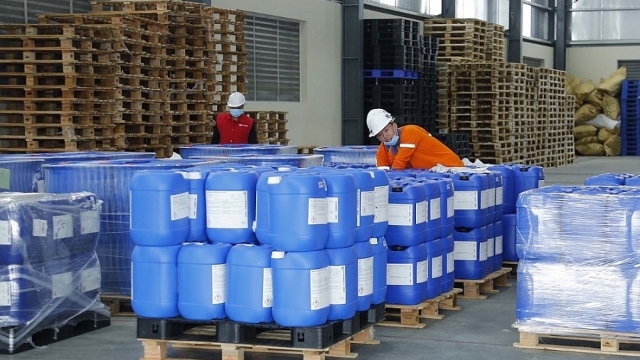 Hoàn thiện khung pháp lý, tăng cường an toàn cho ngành công nghiệp hóa chất