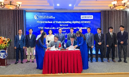 Samsung đẩy mạnh hợp tác đào tạo nhân lực công nghệ trình độ cao tại Việt Nam