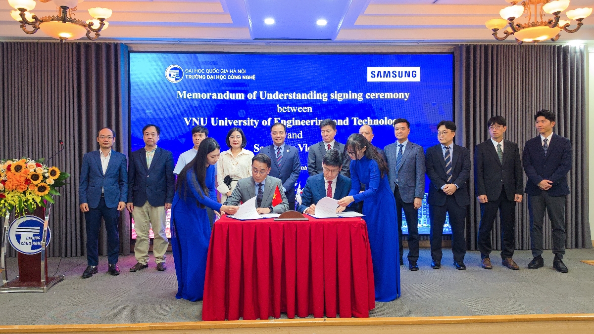 Samsung Việt Nam ký kết MOU với Trường Đại học Công nghệ - Đại học Quốc gia Hà Nội.