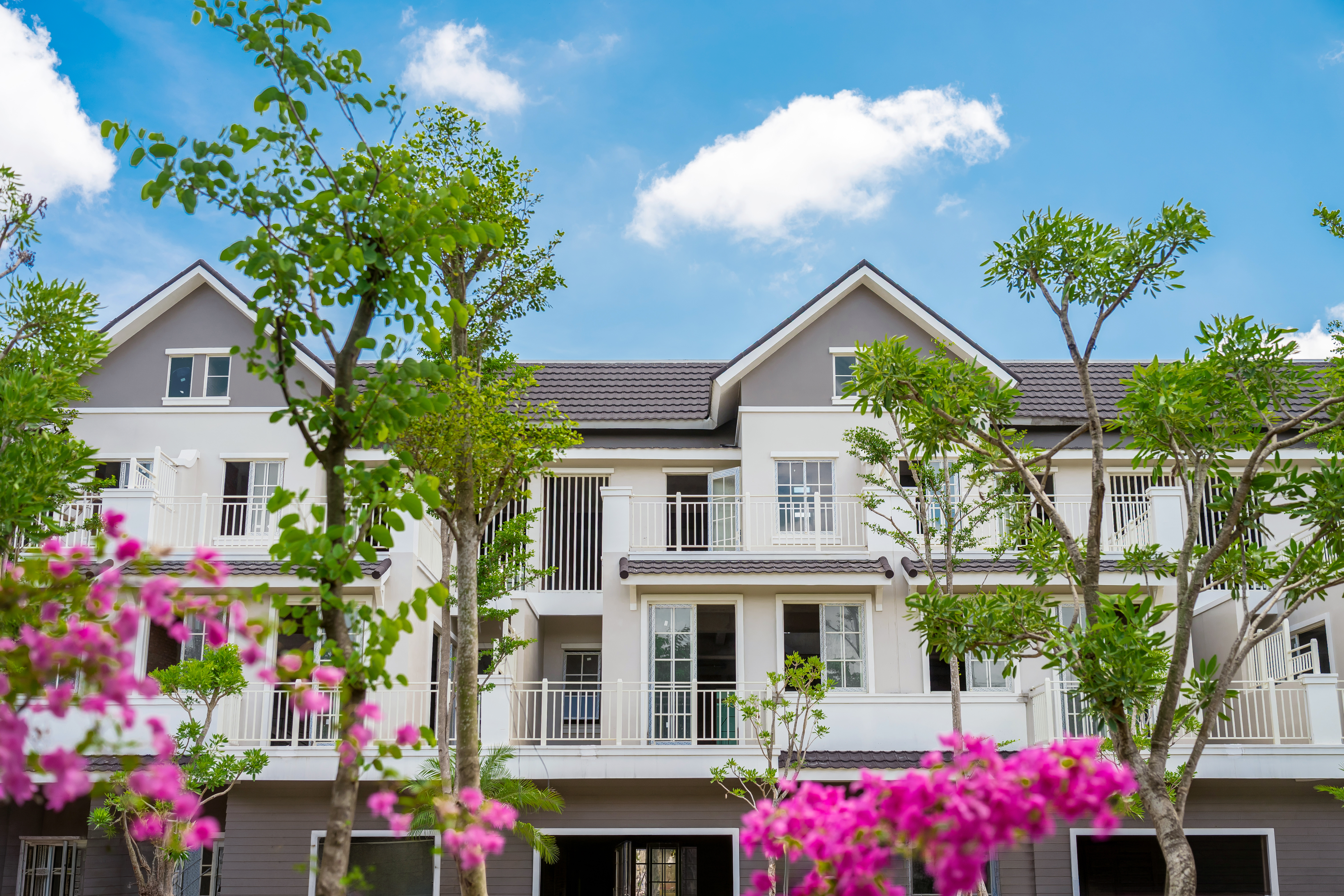 Mỗi căn nhà là tác phẩm nghệ thuật giữa thiên nhiên. Ảnh: Eco Retreat.