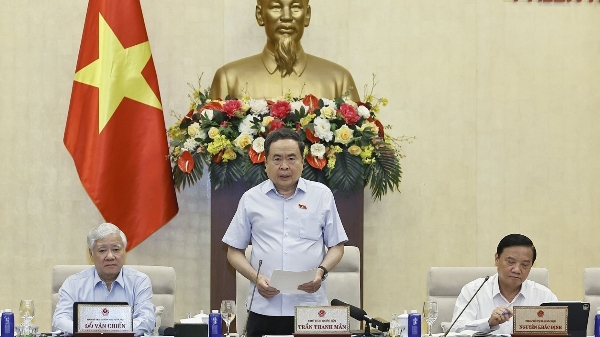 Chủ tịch Quốc hội: Vẫn còn tình trạng trụ sở đất đai, tài sản công dôi dư chậm được xử lý