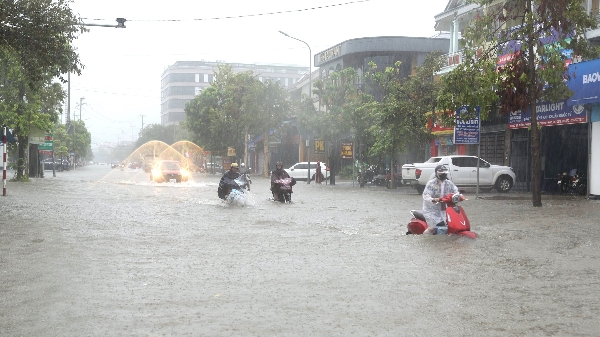 Nghệ An: Đẩy nhanh dự án Hạ tầng ưu tiên và phát triển đô thị thích ứng với biến đổi khí hậu 