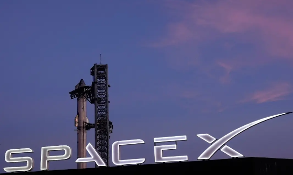 Hàng nghìn nhân viên SpaceX có thể thành triệu phú USD sau IPO