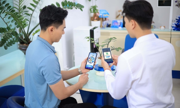 Gắn bó càng lâu, nhận quà càng lớn cùng VinaPhone