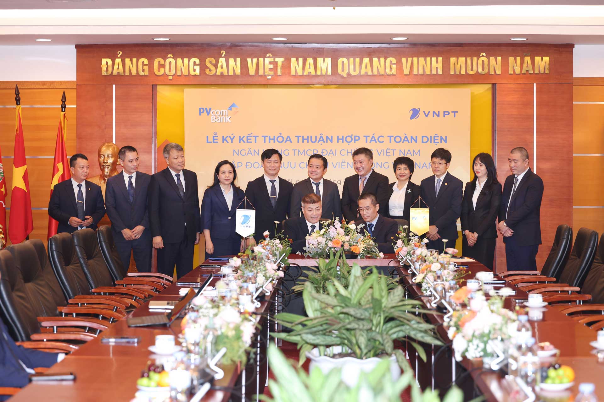 PVcomBank và VNPT hợp tác chiến lược, kết nối sức mạnh tài chính và công nghệ số.