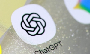 Hiện nay, ChatGPT vẫn giữ vị trí dẫn đầu trong lĩnh vực chatbot AI. Tuy nhiên, khoảng cách với các đối thủ đang dần thu hẹp.