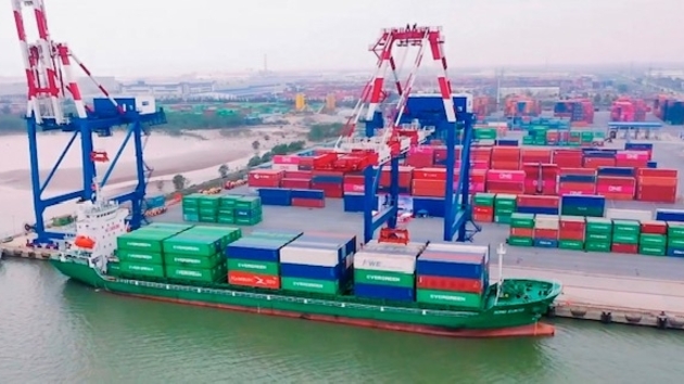 Two Vietnamese ports rank among the world’s Top 20 