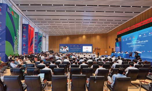 The national scientific conference theming “Reforming Vietnam’s Development Model Based on Science, Technology, Innovation, and Digital Transformation,