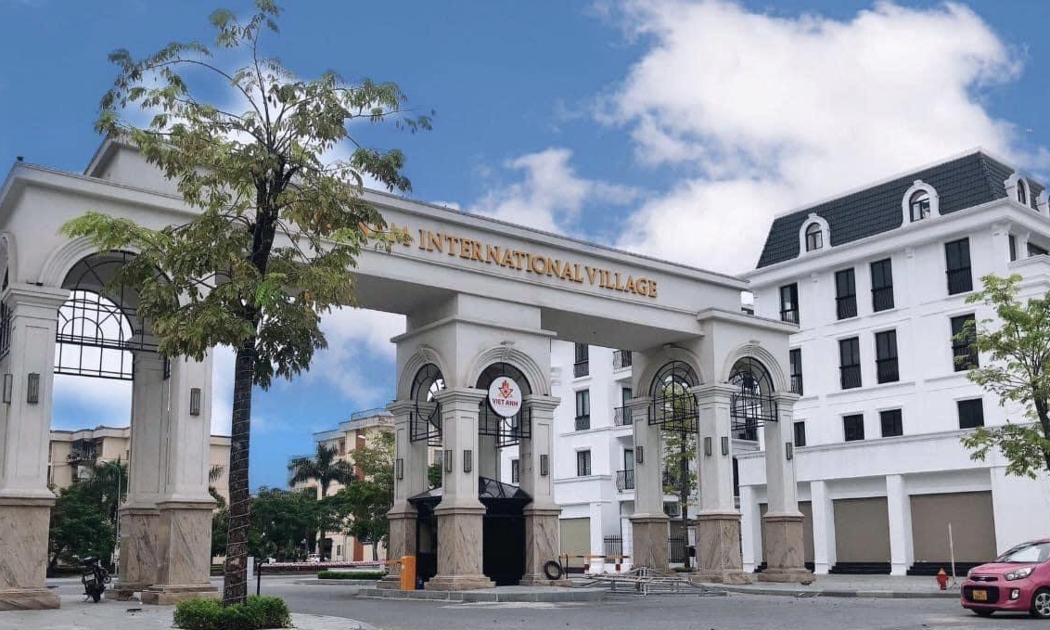 Dự án Làng Việt kiều quốc tế (phường An Biên) đã thực hiện giao đất đợt 4 dự kiến thu 219 tỷ đồng tiền sử dụng đất.