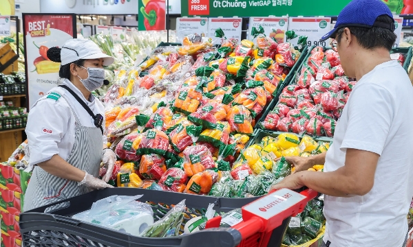 Cuộc đua kích cầu tiêu dùng của các doanh nghiệp bán lẻ đang diễn ra sôi động
